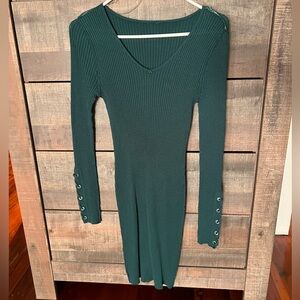 Green sweater dress, v neck, bodycon, corset lace up, sz medium nwot